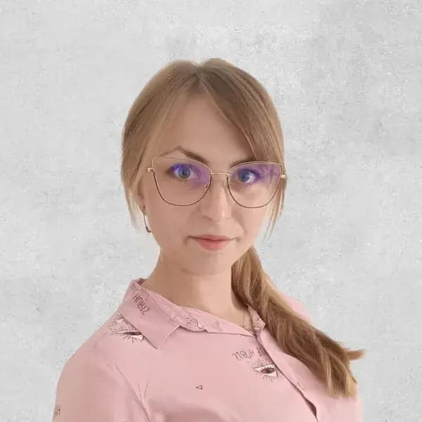 Елена Неверович