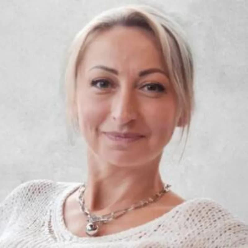 Світлана Голумбівська