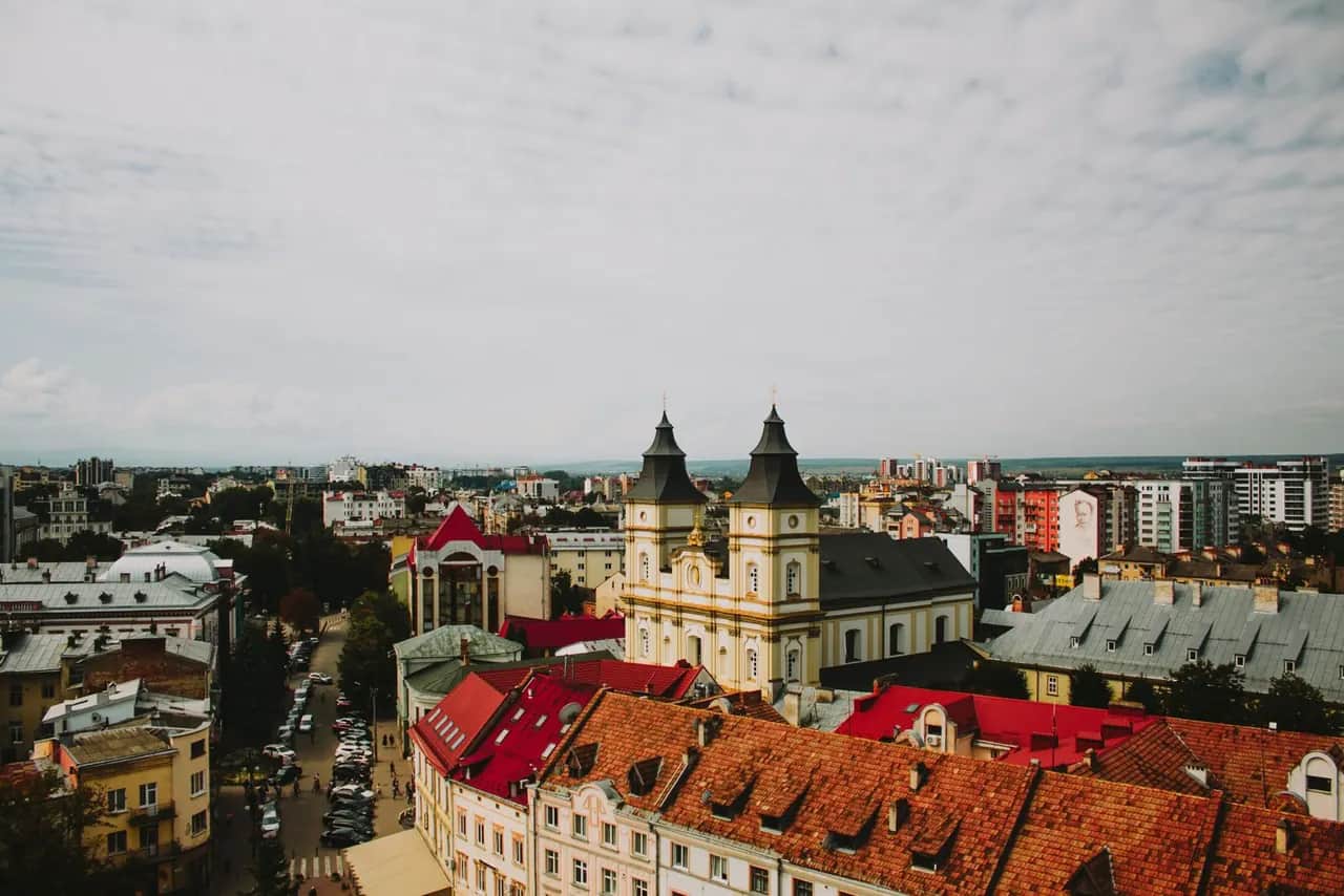 Психолог в Івано-Франківську